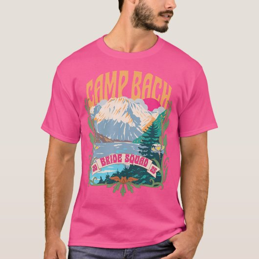 Camp Bach 2025 Bruid Squad Retro Camping Bachelore T-shirt (Voorkant)