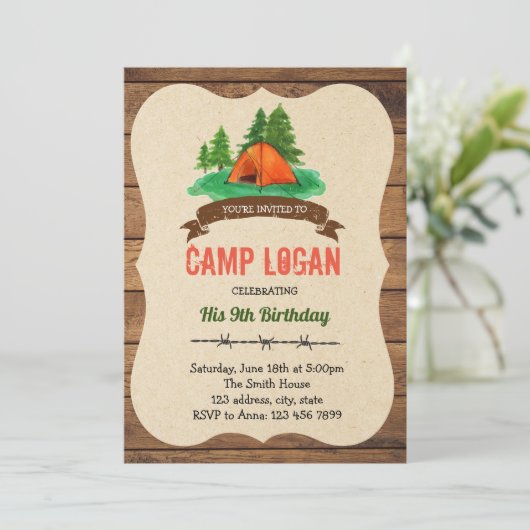 Camp verjaardagsfeest kaart (Staand voorkant)