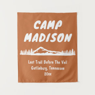 Camp Vrijgezellenfeest Mountain Trip Camping Prop  Wandkleed