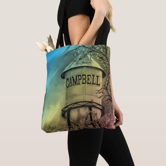 Campbell CA Watertoren Geborsteld Polyester Tote Bag (Dichtbij)