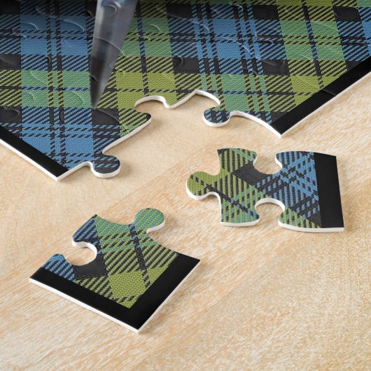 Campbell Family Scottish Tartan Swords and Shield Legpuzzel (Zijkant)