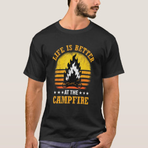 Camper Camping Life is beter bij kampvuur T-shirt
