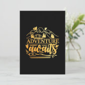 Camper Gift Adventure is op zijn plaats Save The Date (Staand voorkant)