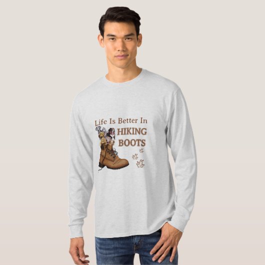 Camper Gift | Life Is Better In Hiking Boots Dog T-shirt (Voorkant volledig)