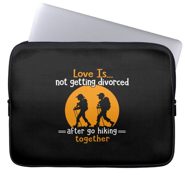 Camper Gift Love is Not Getting Devorced Xmas Laptop Sleeve (Voorkant)