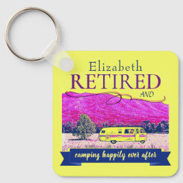 Camper in ruste terugkerende campagne, gelukkig al sleutelhanger