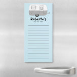 Camper RV Trailer Custom Grocery Shop To-DO List Magnetisch Notitieblok<br><div class="desc">Maak uw boodschappenlijstjes in stijl met deze aanpasbare boodschappenwinkel of een aanpasbaar aantekenblok voor een lijst. Verander de tekst aan uw behoeften. Houd of schrap ook de lijnen. Bekijk mijn winkel voor meer!</div>