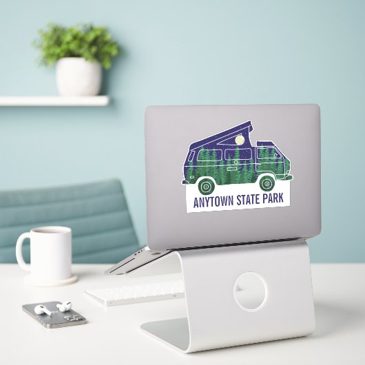 Camper Van met Pop omhoog Vertekende de Tekst van  Sticker (Laptop op bureau)