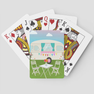 Campers die kaarten spelen