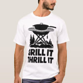 Campfire Cooking Grill Avontuur Quote Design T-shirt (Voorkant)