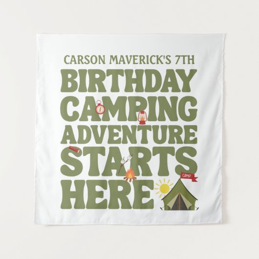 Camping Avontuur Begint Hier Kinderverjaardag Wandkleed (Voorkant)