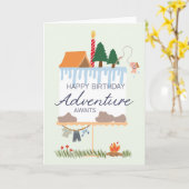 Camping Birthday Card: Adventure Awaits, Outdoorsy Kaart (Gele Bloem)
