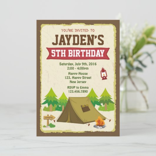 Camping Birthday Uitnodiging (Staand voorkant)
