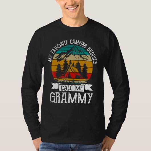 Camping Buddies Call Me Camping Grammy Camper T-shirt (Voorkant)