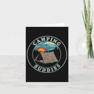 Camping Buddies! Grappig Retro Shirt voor Camper F Kaart