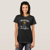 Camping Camper - Meester van het kampvuur T-shirt (Voorkant volledig)