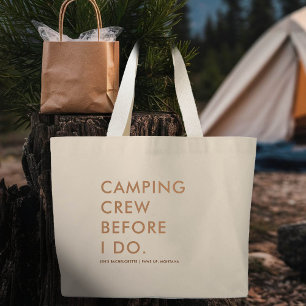 Camping Crew Earthy Beige Bachelorette Feestgesche Grote Tote Bag