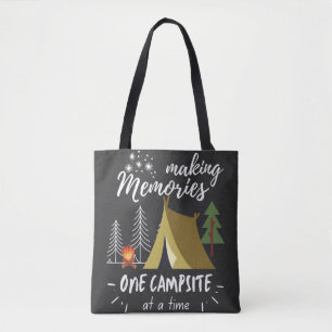 Camping die herinneringen maken tegelijkertijd één tote bag