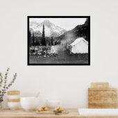Camping in Indian Henry, Mount Rainier, WA 1922 Poster (Keuken)