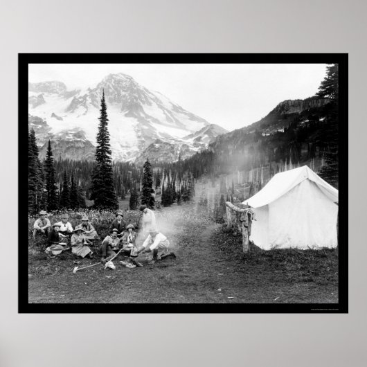 Camping in Indian Henry, Mount Rainier, WA 1922 Poster (Voorkant)