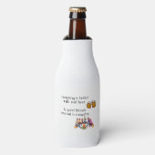 Camping is beter met koude bier en goede vrienden flesjeskoeler (Fles Voorkant)