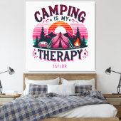 Camping is mijn therapie canvas afdruk (Insitu (Slaapkamer))