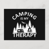 Camping is mijn therapie grappige camper slogan feestdagenkaart (Voorkant)