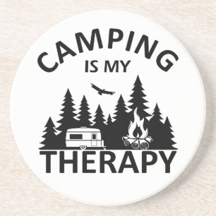 Camping is mijn therapie grappige camper slogan zandsteen onderzetter