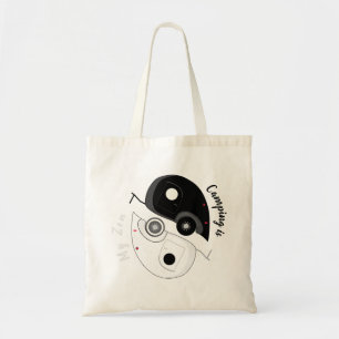 Camping is mijn Zen Yin Yang Teardrop Trailer Tote Bag