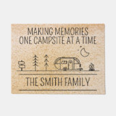Camping Making Memories Eén camping tegelijk Deurmat (Voorkant)