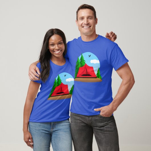 Camping met Evergreen Bomen T-shirt (Unisex)