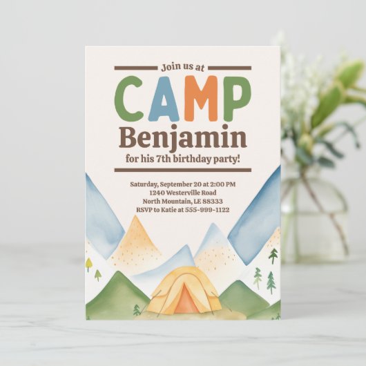 Camping Outdoors Verjaardagsfeest Uitnodiging (Staand voorkant)