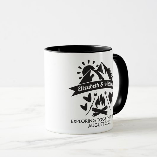 Camping paar samen verkennen van de berg vreugdevu mok (Voorkant rechts)