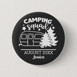 Camping squad-gezinshereniging met aanhangwagen en ronde button 5,7 cm