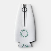 Camping Thema Bachelorette Bos Groen Crest Flesjeskoeler (Achterkant)