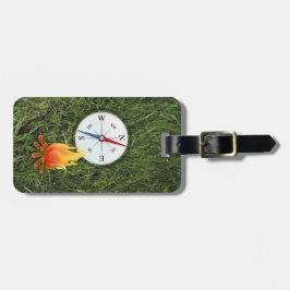 Camping theme Campfire and Compass Personalize Bagagelabel