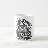 Camping Therapy Funny Camper Quote Typografie Koffiemok (Center)