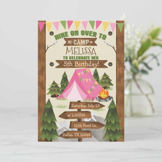 Camping Verjaardag Uitnodiging Uitnodiging Uitnodi (Staand voorkant)
