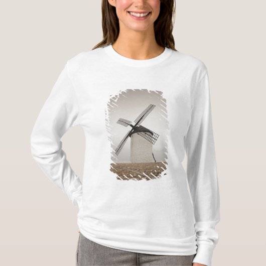 Campo de Criptana, antieke windmolens van La Manch T-shirt (Voorkant)
