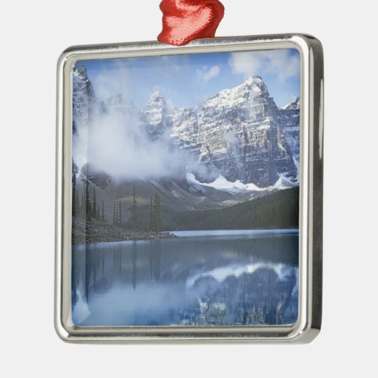 Canada, Alberta, Banff National Park, Lake Metalen Ornament (Links)