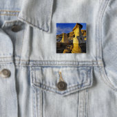 Canada, Alberta, Drumheller. Hoedoes. Vierkante Button 5,1 Cm (In situ)