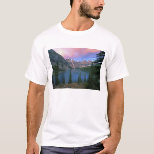 Canada, Alberta, Lake Moraine bij Dawn, Banff T-shirt