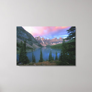 Canada, Alberta, Lake Moraine bij zonsopgang, Banf Canvas Afdruk