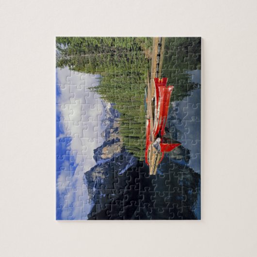 Canada, Alberta, Moraine Lake. De glassy Legpuzzel (Verticaal)