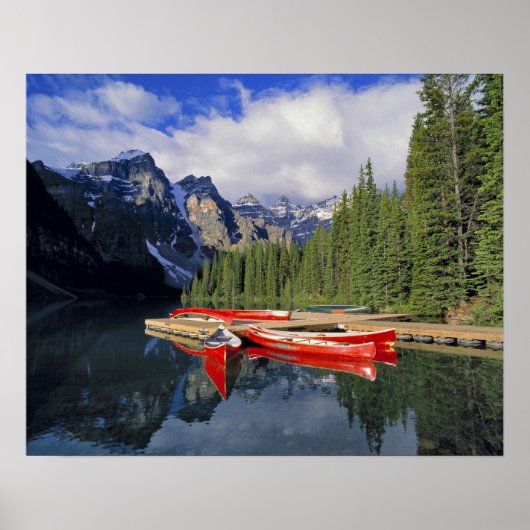 Canada, Alberta, Moraine Lake. Het glasheldere Poster (Voorkant)