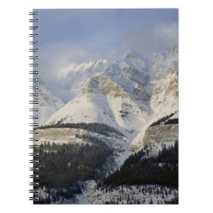 Canada, Alberta, Nationaal park Banff. Uitzicht op Notitieboek