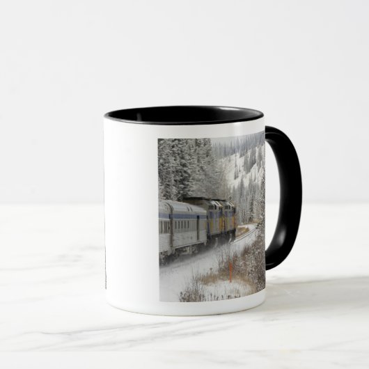 Canada, Alberta. Sneeuwtrein VIA Rail tussen Mok (Voorkant rechts)