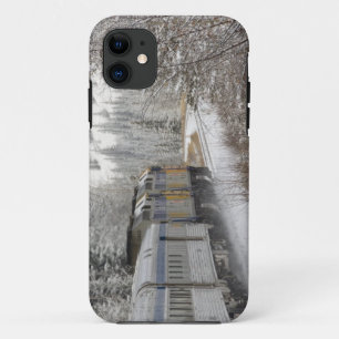 Canada, Alberta. VIA Rail Sneeuwtrein tussen Case-Mate iPhone Case