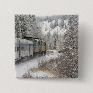 Canada, Alberta. VIA Rail Sneeuwtrein tussen Vierkante Button 5,1 Cm