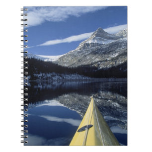 Canada, British Columbia, Banff. Kayak boeg op Notitieboek